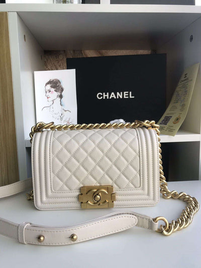 Boy White with Golden Chain Handle CH-052