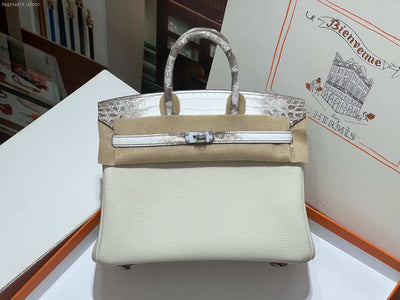 H-B off white in Togo