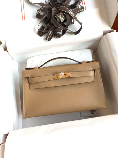 H-K Biscuit color in swift leather
