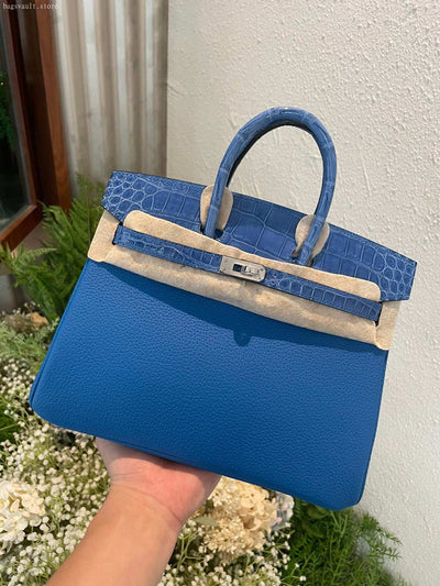 H-B Paradise blue in Togo with crock