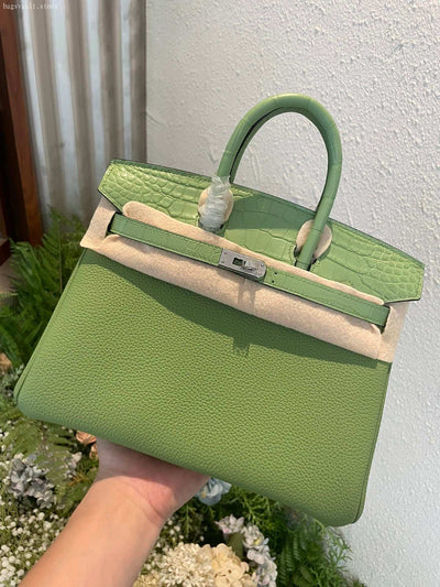 H-B avocado green in togo with crock
