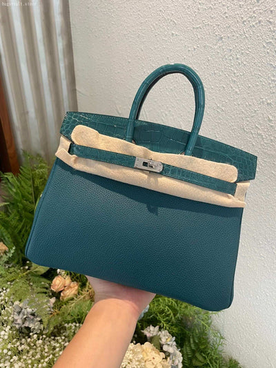 H-B Peacock green in togo with Crock